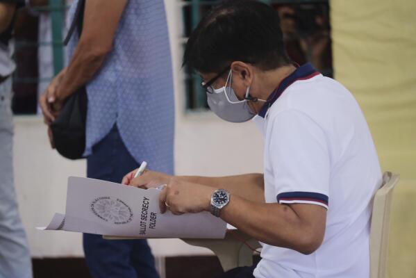Dictator s son far ahead in Philippine presidential vote AP News